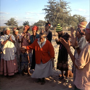 205404_376563159070762_984035377_n