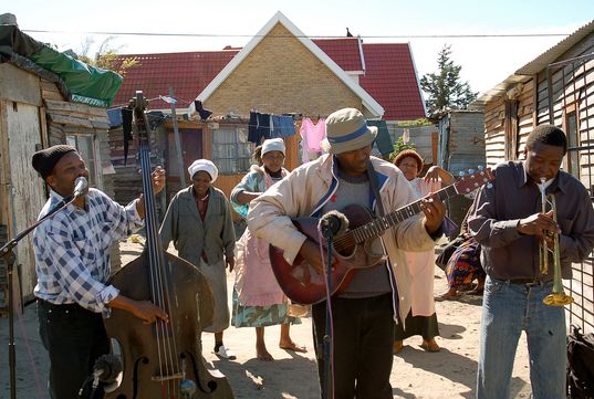 PlayingForChangeMusicians-thumb-537x361-13519